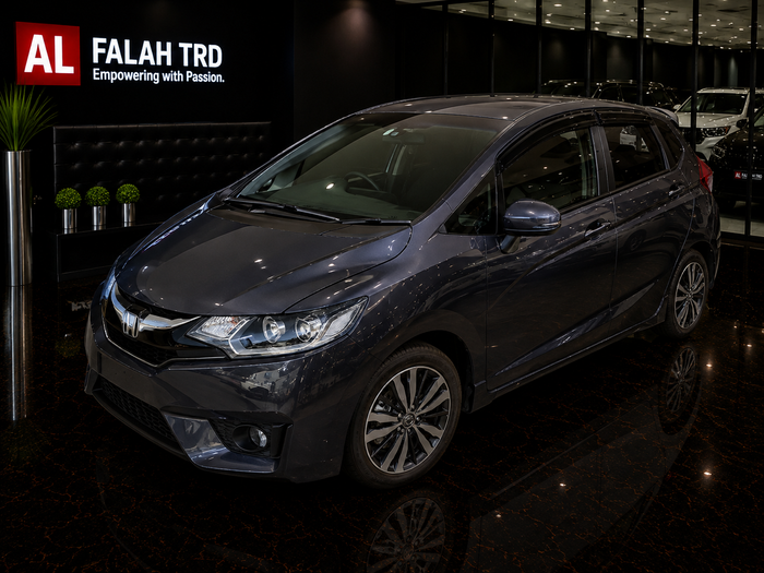 HONDA FIT HYBRID S PACKAGE