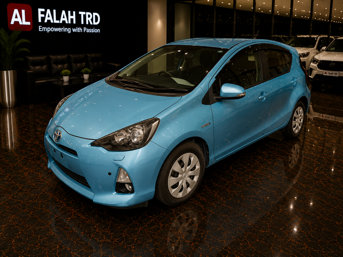 TOYOTA AQUA S