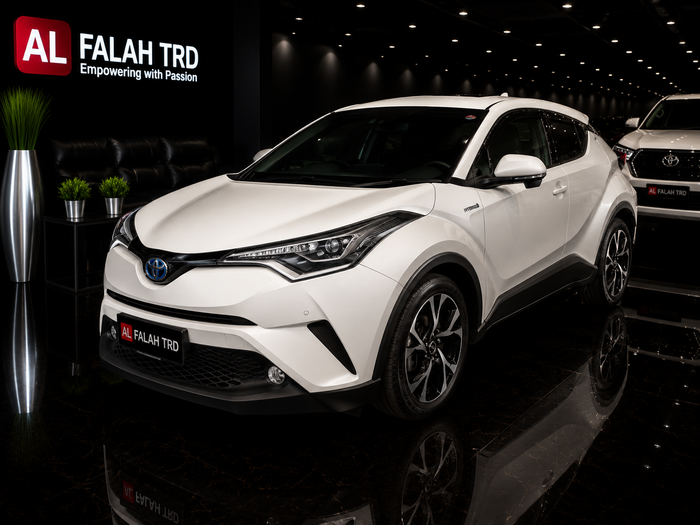 TOYOTA C-HR G