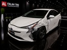 TOYOTA PRIUS S TOURING SELECTION