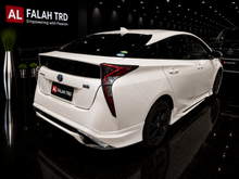 TOYOTA PRIUS S TOURING SELECTION