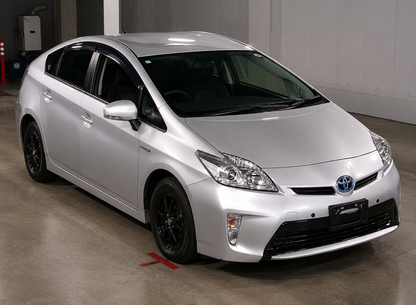 TOYOTA PRIUS 5D L