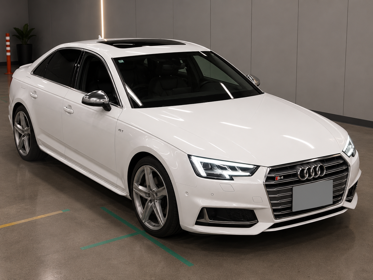 AUDI S4 4WD BASE GRADE