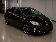 TOYOTA PRIUS 5D S